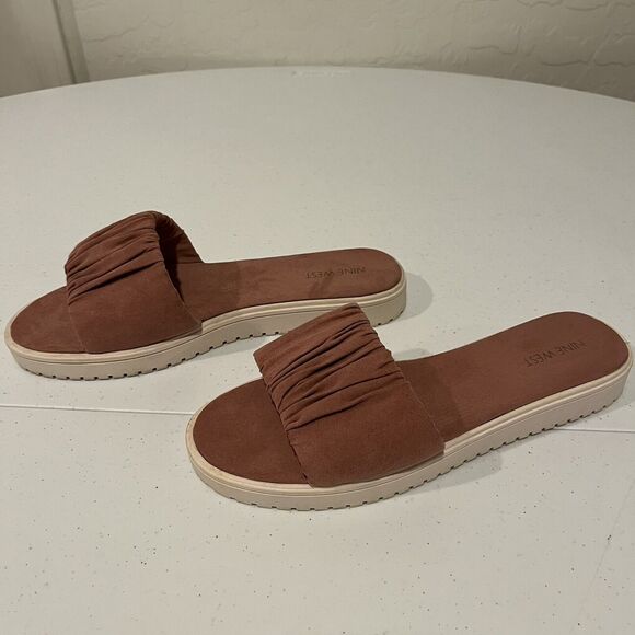 Nine West Dusty Pink/Rose Suede Flat Slides Sandals 9M Ruched - Picture 4 of 8